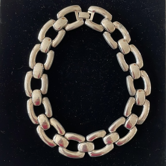 Vintage Silvertone Chunky Choker Made in Hong Kong - Picture 1 of 8
